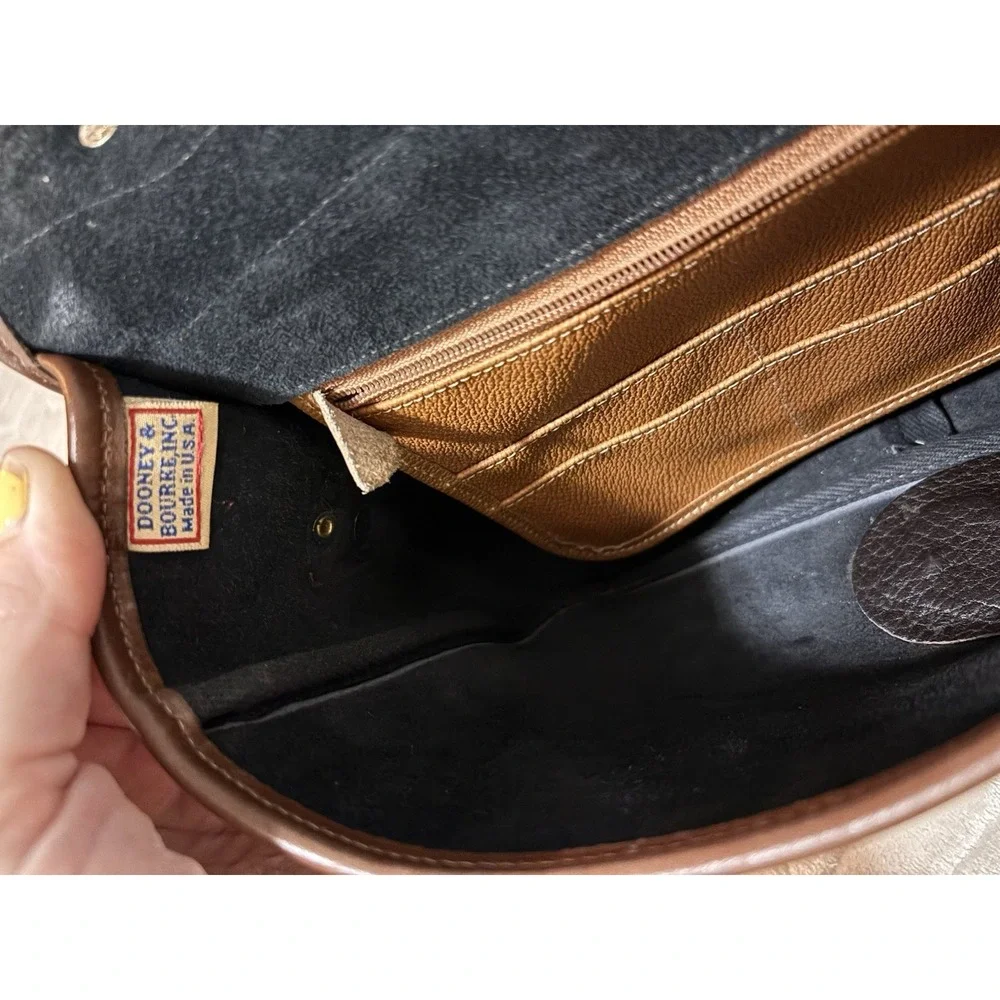 Vtg Dooney & Bourke AWL Navy Brwn Leather Satchel Crossbody Kiss Lock Wallet Set